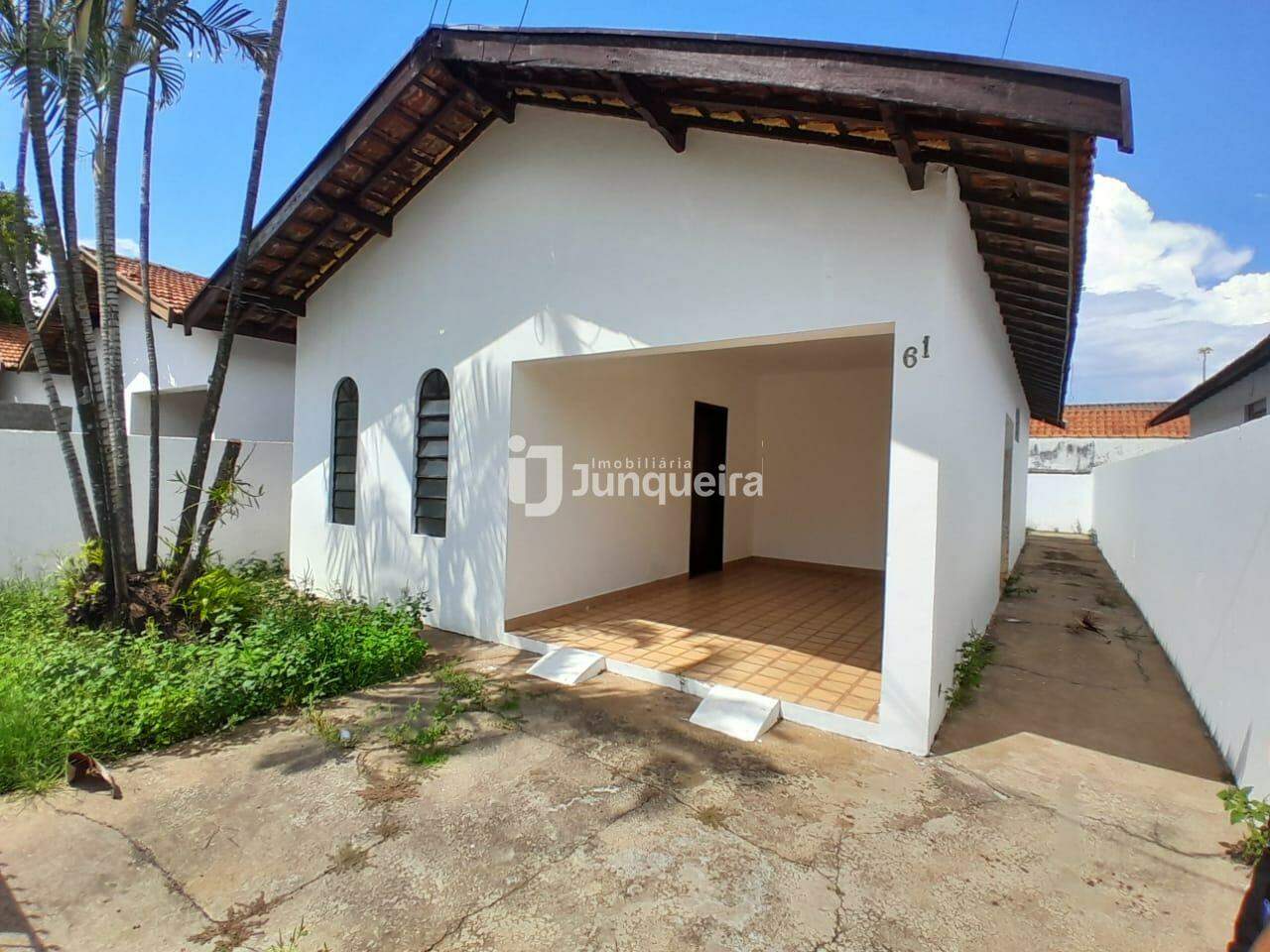 Casa à venda, 2 quartos, 2 vagas, no bairro Santa Terezinha em Piracicaba - SP