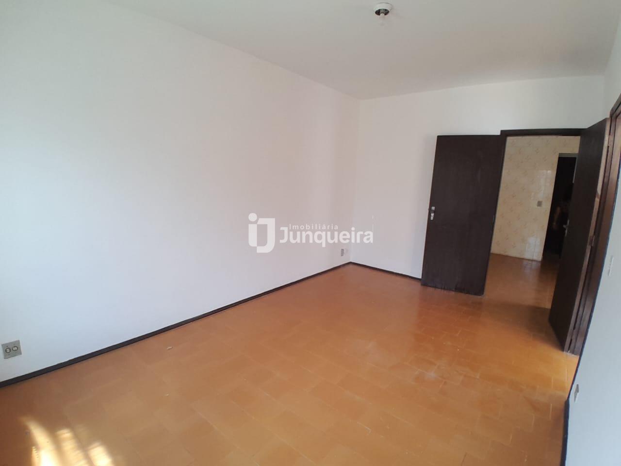 Casa à venda, 2 quartos, 2 vagas, no bairro Santa Terezinha em Piracicaba - SP