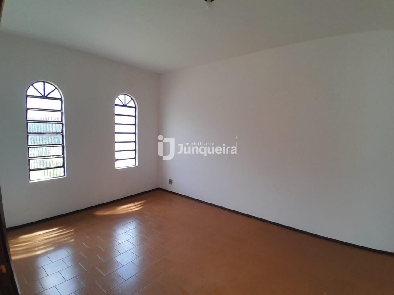 Casa à venda, 2 quartos, 2 vagas, no bairro Santa Terezinha em Piracicaba - SP