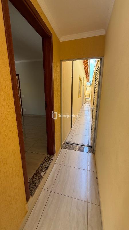 Casa para alugar, 2 quartos, 1 vaga, no bairro Santa Terezinha em Piracicaba - SP