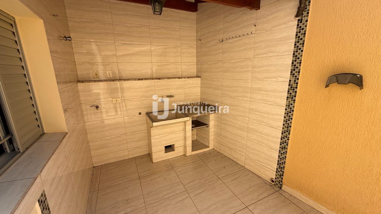 Casa para alugar, 2 quartos, 1 vaga, no bairro Santa Terezinha em Piracicaba - SP