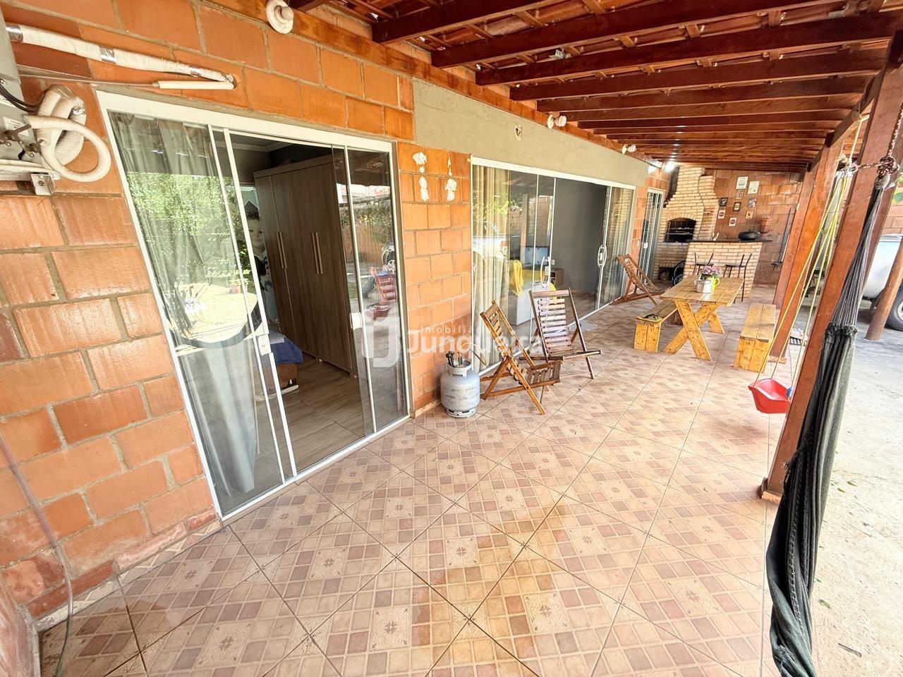 Casa à venda, 2 quartos, 5 vagas, no bairro Jardim São Carlos em Rio das Pedras - SP