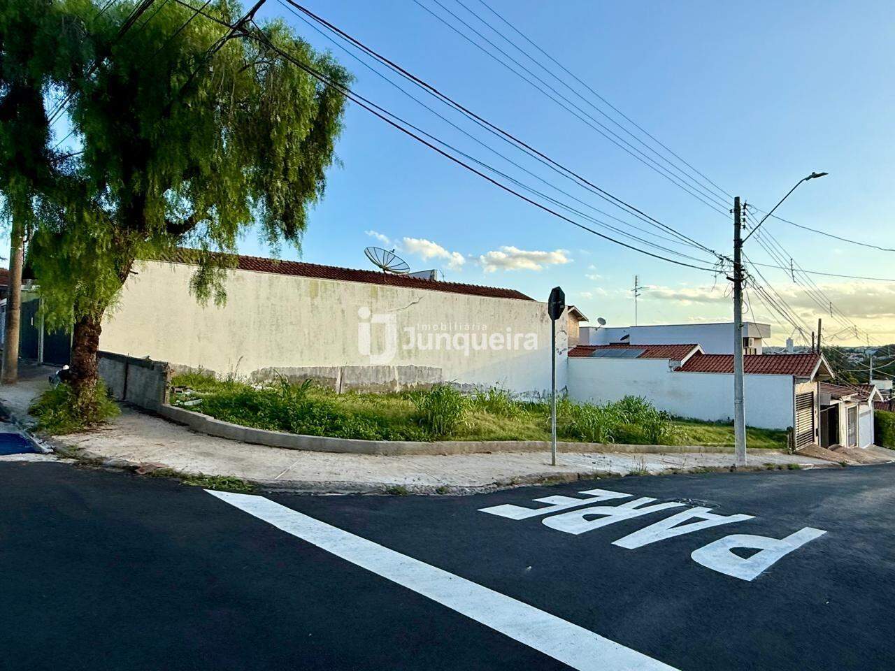 Terreno à venda, no bairro Piracicamirim em Piracicaba - SP