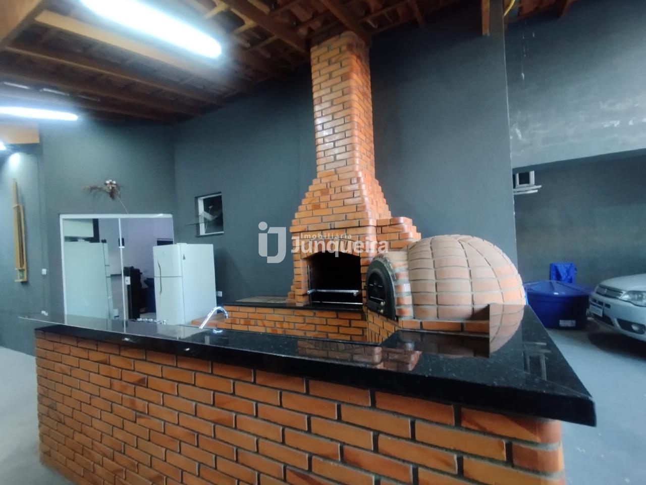 Casa à venda, 1 quarto, 3 vagas, no bairro Santa Terezinha em Piracicaba - SP