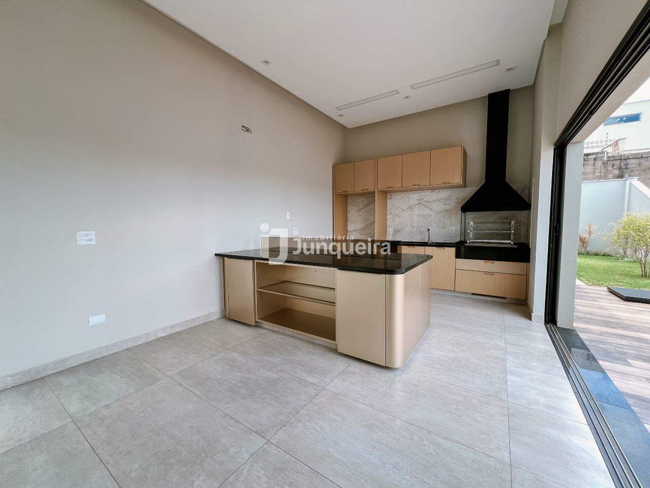 Casa em Condomínio à venda no Damha II , 4 quartos, sendo 4 suítes, 4 vagas, no bairro Parque Residencial Damha II em Piracicaba - SP