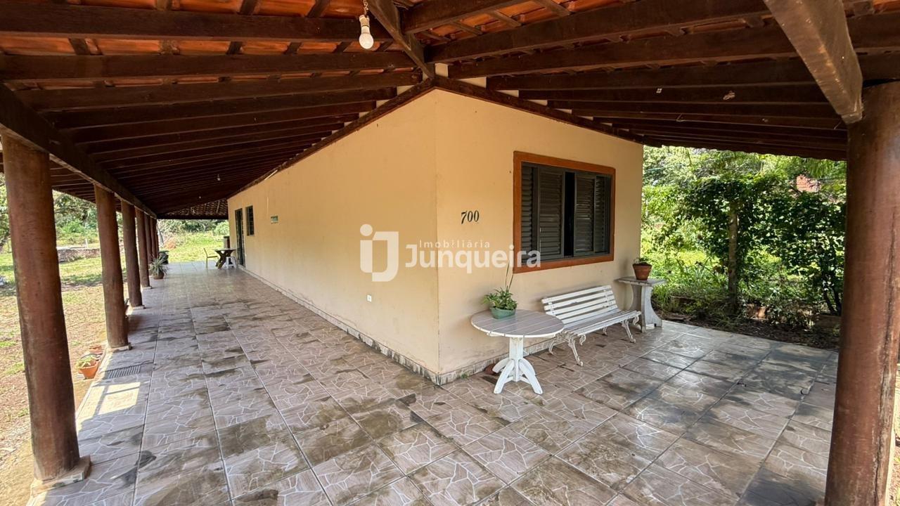 Chácara para alugar, 3 quartos, sendo 1 suíte, 3 vagas, no bairro Mário Dedini em Piracicaba - SP