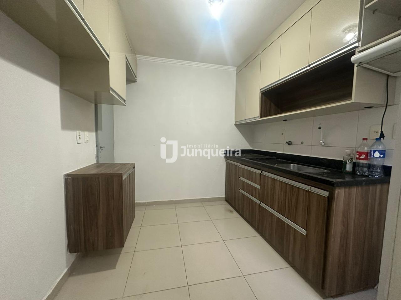 Apartamento para alugar no Edifício Jatobá, 2 quartos, 1 vaga, no bairro Nova América em Piracicaba - SP