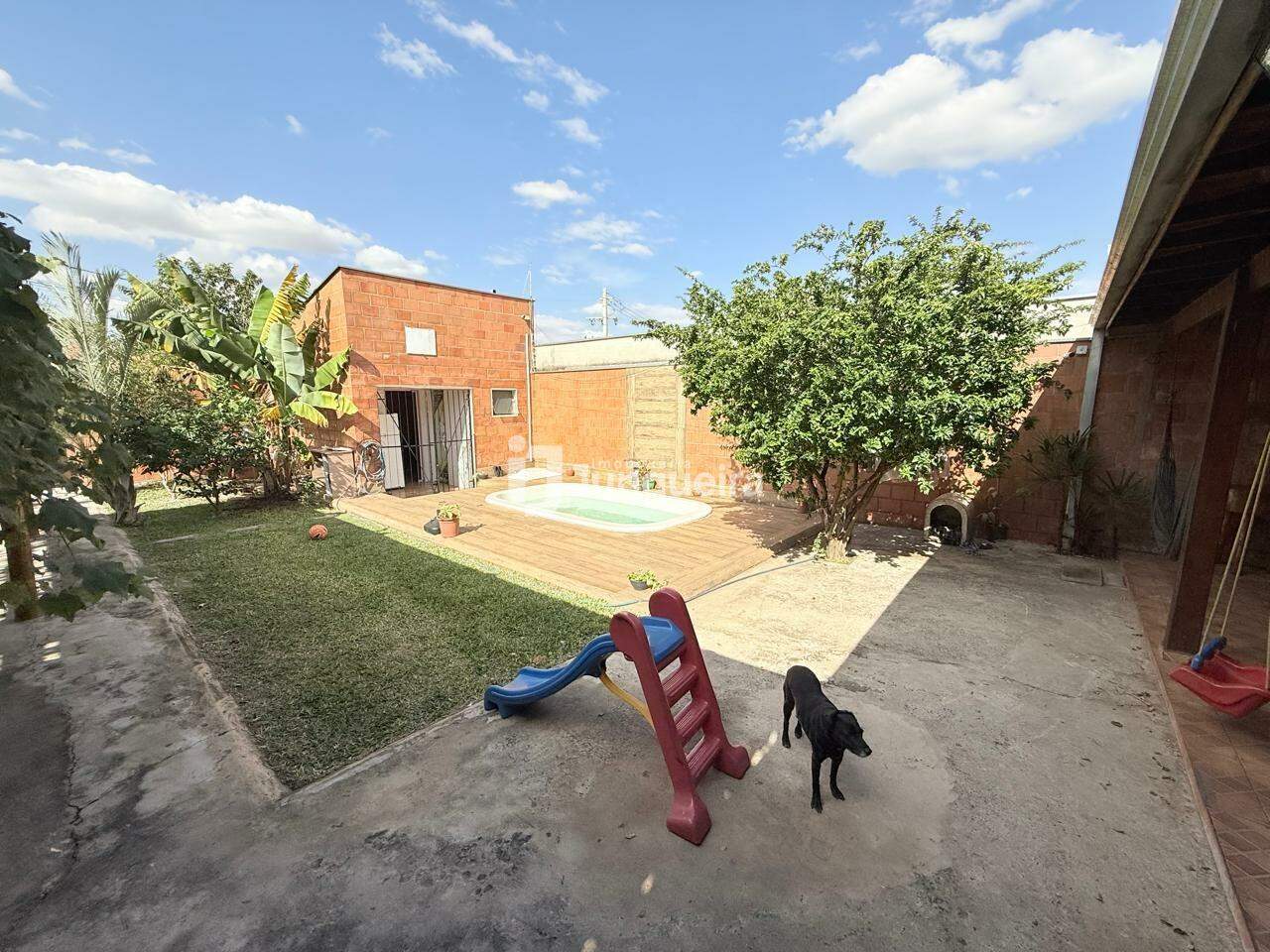 Chácara para alugar, 2 quartos, 5 vagas, no bairro Jardim São Carlos em Rio das Pedras - SP