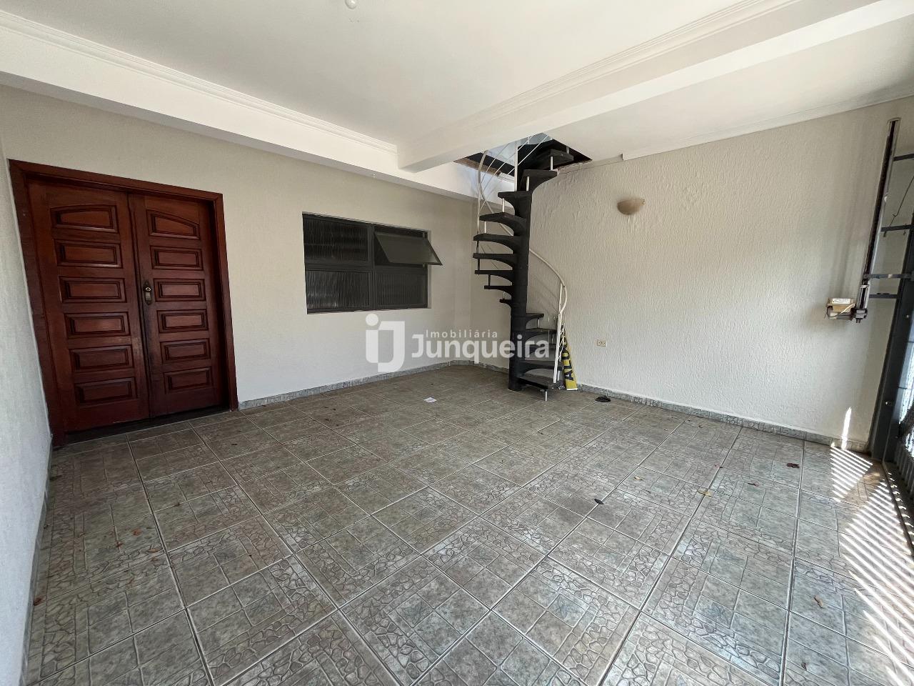 Casa à venda, 3 quartos, sendo 1 suíte, 2 vagas, no bairro Parque Nossa Senhora das Graças em Piracicaba - SP