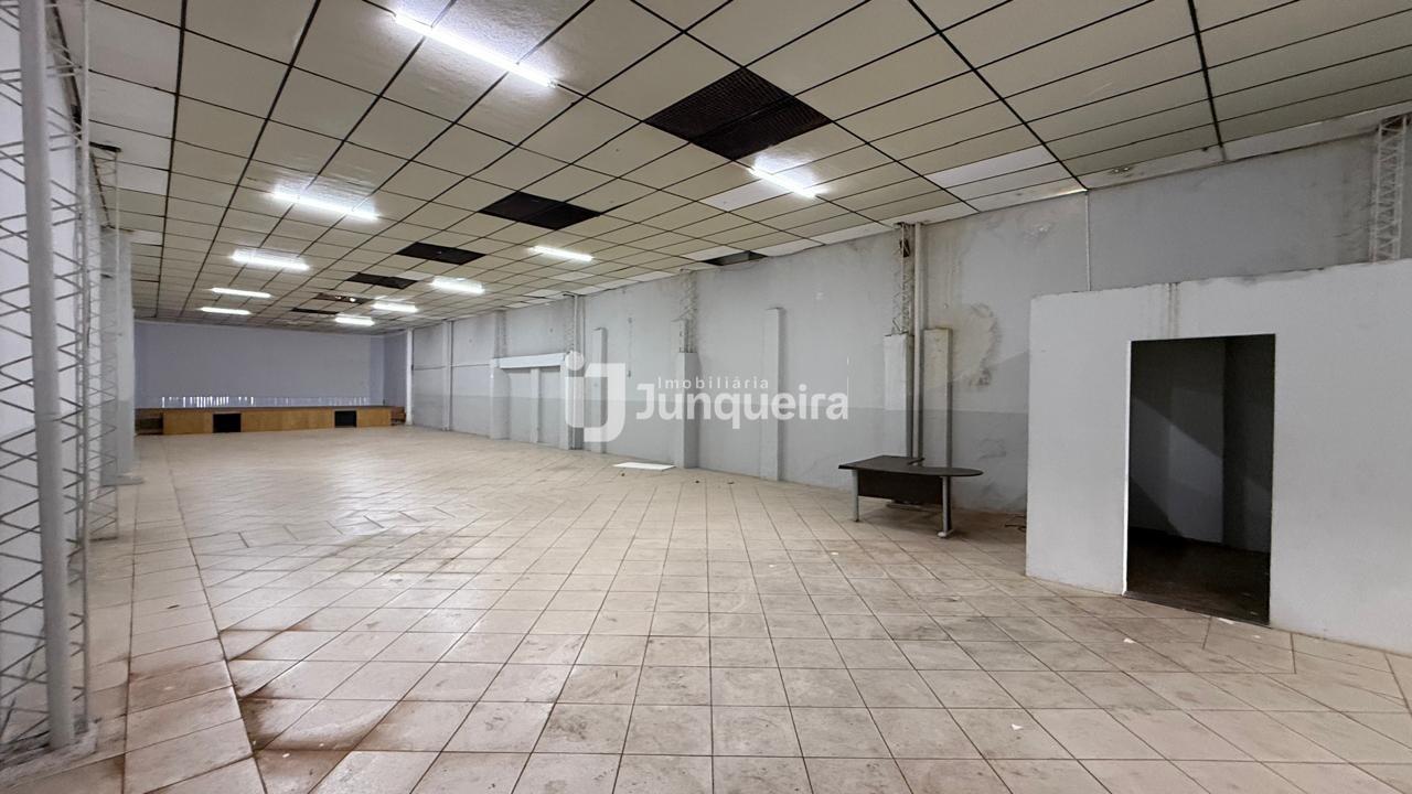 Salão para alugar, no bairro Paulicéia em Piracicaba - SP