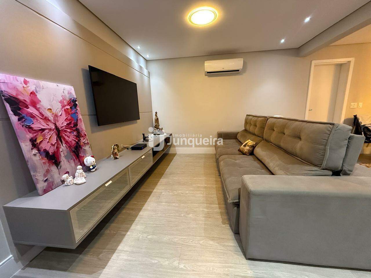 Apartamento à venda no Residencial Harmonia, 3 quartos, sendo 3 suítes, 3 vagas, no bairro Nova Piracicaba em Piracicaba - SP