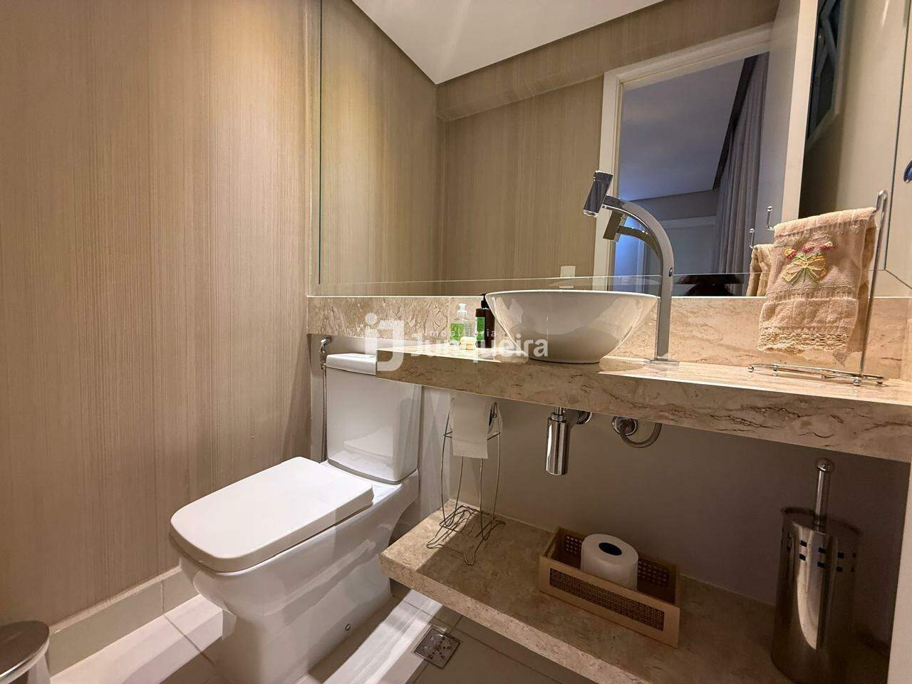 Apartamento à venda no Residencial Harmonia, 3 quartos, sendo 3 suítes, 3 vagas, no bairro Nova Piracicaba em Piracicaba - SP