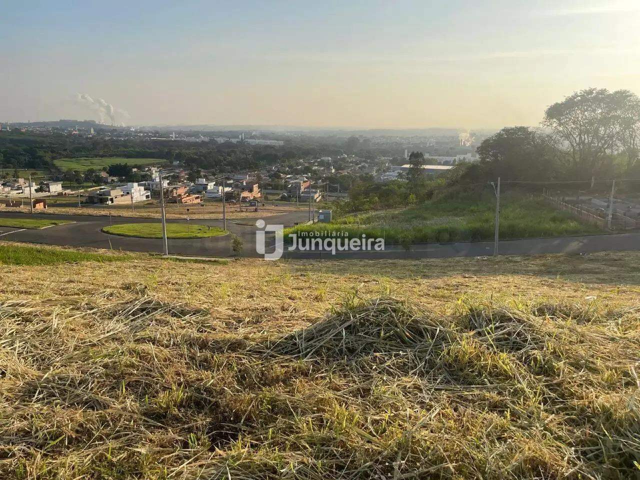 Terreno em Condomínio à venda no Canadá Residencial, no bairro Canadá Residencial em Piracicaba - SP