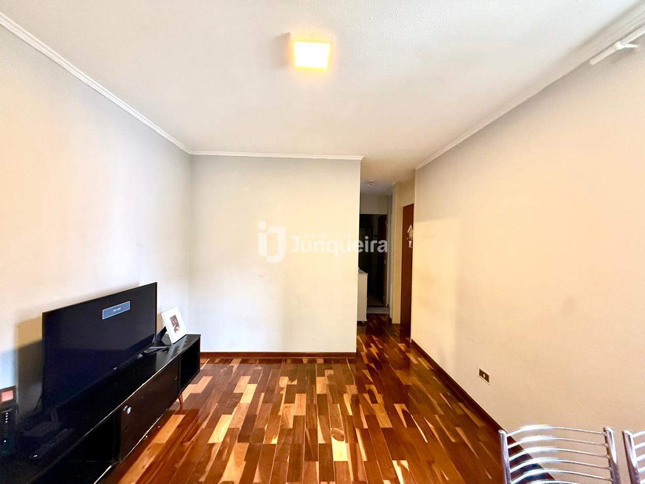 Apartamento à venda no Edifício Jatobá, 2 quartos, 1 vaga, no bairro Nova América em Piracicaba - SP