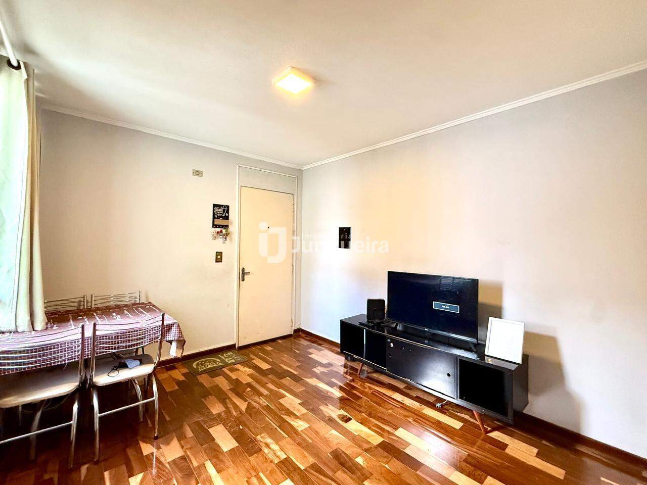 Apartamento à venda no Edifício Jatobá, 2 quartos, 1 vaga, no bairro Nova América em Piracicaba - SP