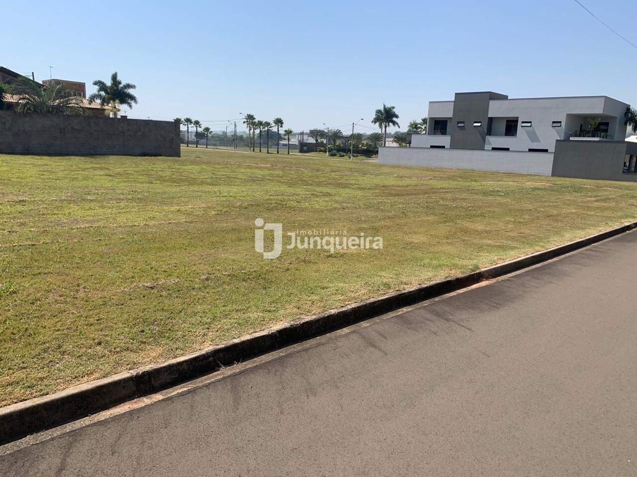Terreno em Condomínio à venda no Terras de Artemis, no bairro Residencial Terras de Ártemis  em Piracicaba - SP