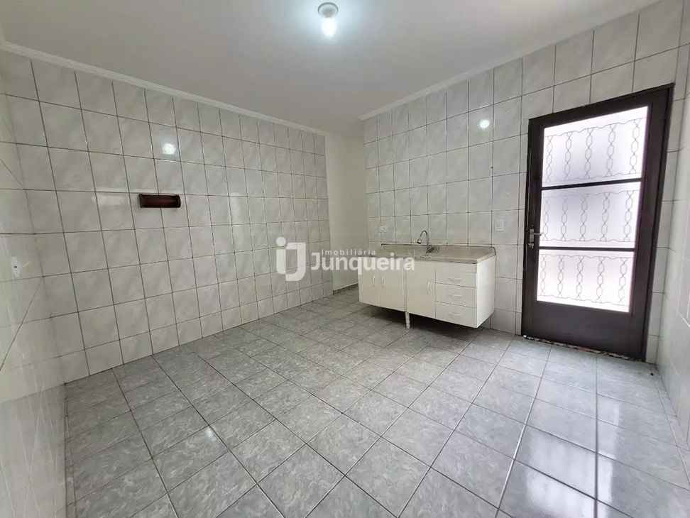 Casa à venda, 2 quartos, 2 vagas, no bairro Castelinho em Piracicaba - SP
