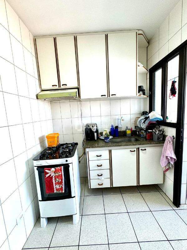 Apartamento à venda no Edifício Roma, 3 quartos, 1 vaga, no bairro Centro em Piracicaba - SP