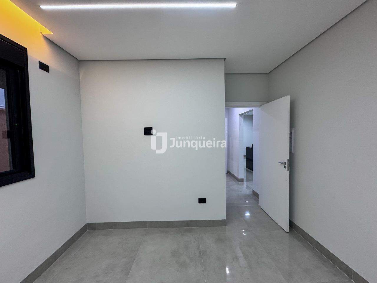 Casa em Condomínio à venda no Residencial Ágape, 3 quartos, sendo 1 suíte, 2 vagas, no bairro Residencial Ágape em Piracicaba - SP