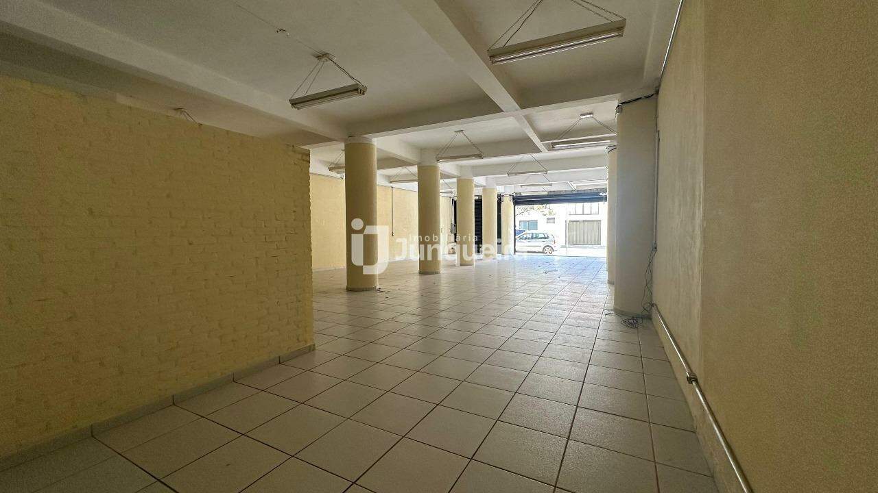 Salão para alugar, no bairro Centro (Ártemis) em Piracicaba - SP