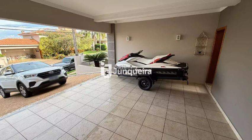 Casa em Condomínio para alugar no Terras de Piracicaba III , 4 quartos, sendo 1 suíte, 4 vagas, no bairro Terras de Piracicaba III em Piracicaba - SP