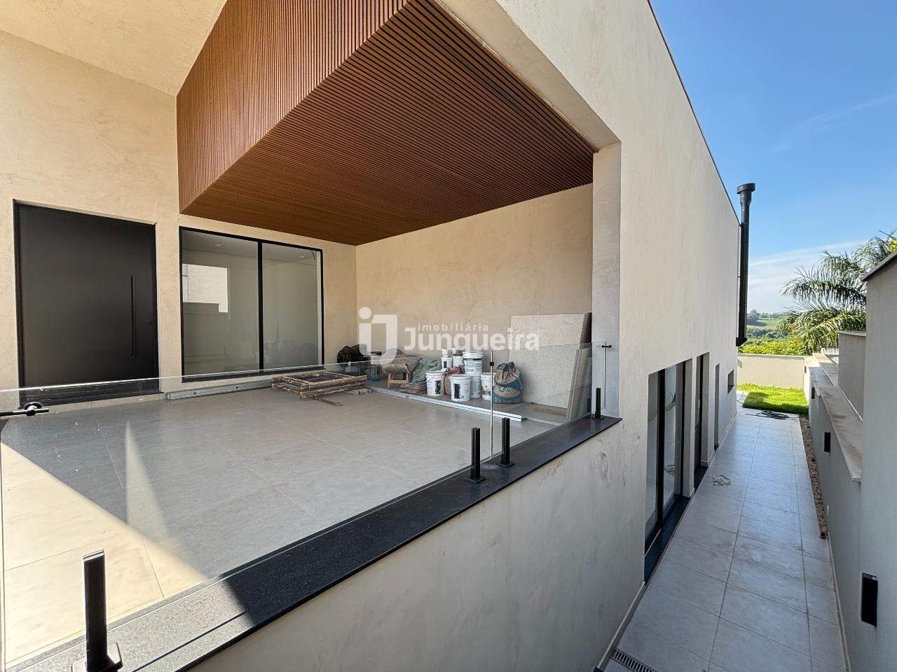 Casa em Condomínio à venda no Alphaville Piracicaba, 3 quartos, sendo 3 suítes, 4 vagas, no bairro Alphaville Piracicaba em Piracicaba - SP