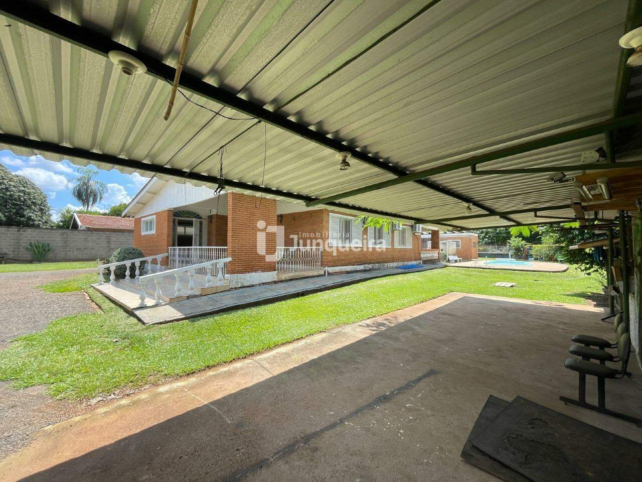 Chácara à venda, 3 quartos, sendo 1 suíte, 5 vagas, no bairro Unileste em Piracicaba - SP