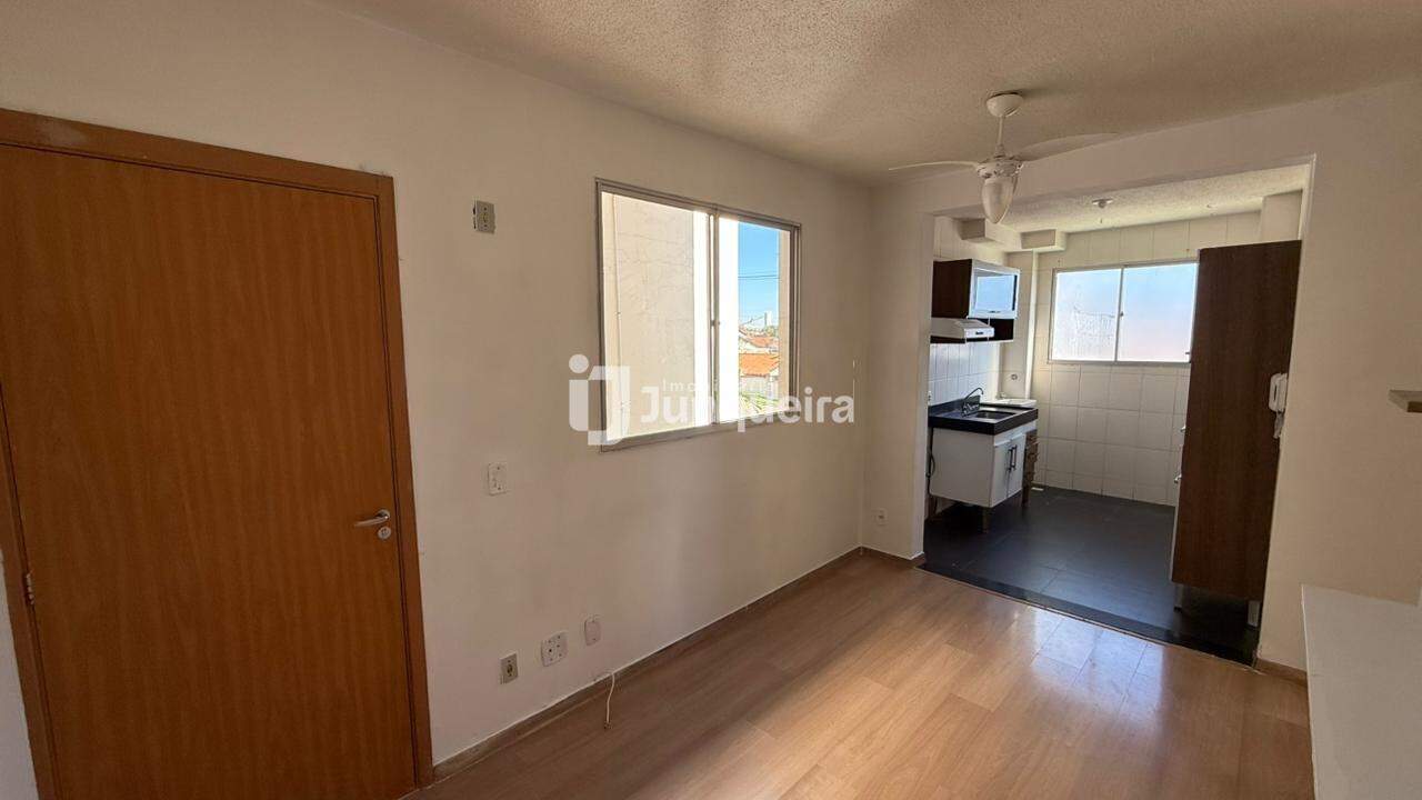 Apartamento à venda no Piazza Bellini, 2 quartos, 1 vaga, no bairro Pompéia em Piracicaba - SP