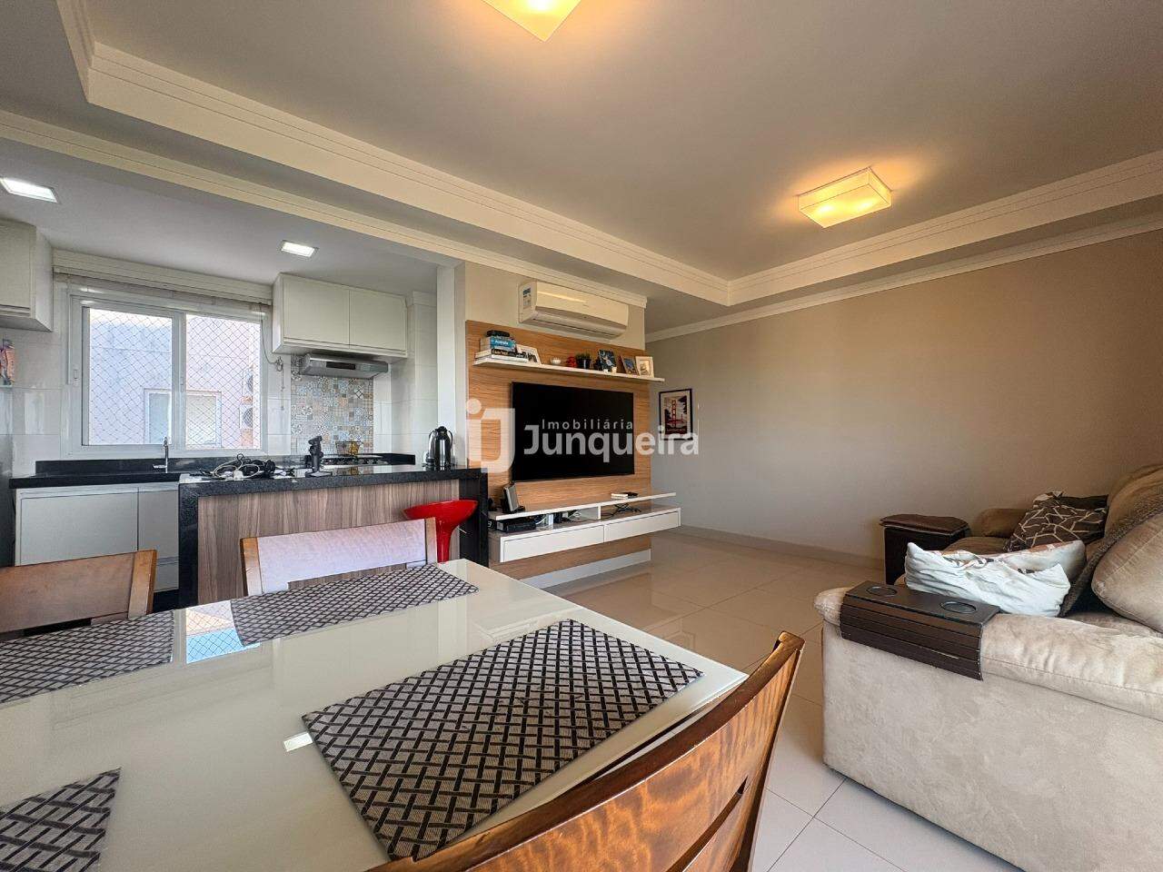 Apartamento à venda no Life Residence, 3 quartos, sendo 1 suíte, 2 vagas, no bairro Parque Santa Cecília em Piracicaba - SP