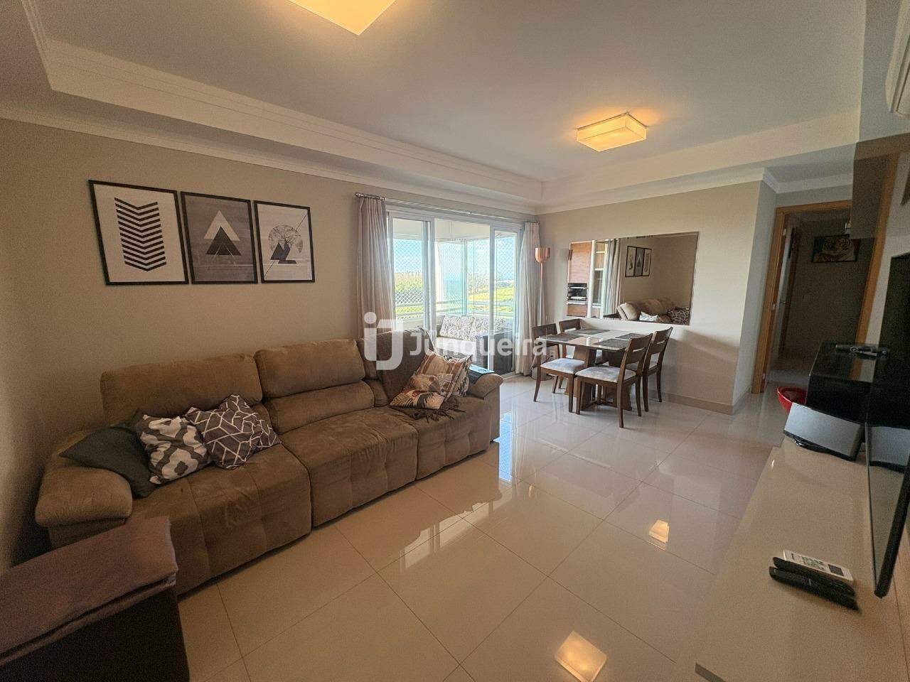Apartamento à venda no Life Residence, 3 quartos, sendo 1 suíte, 2 vagas, no bairro Parque Santa Cecília em Piracicaba - SP