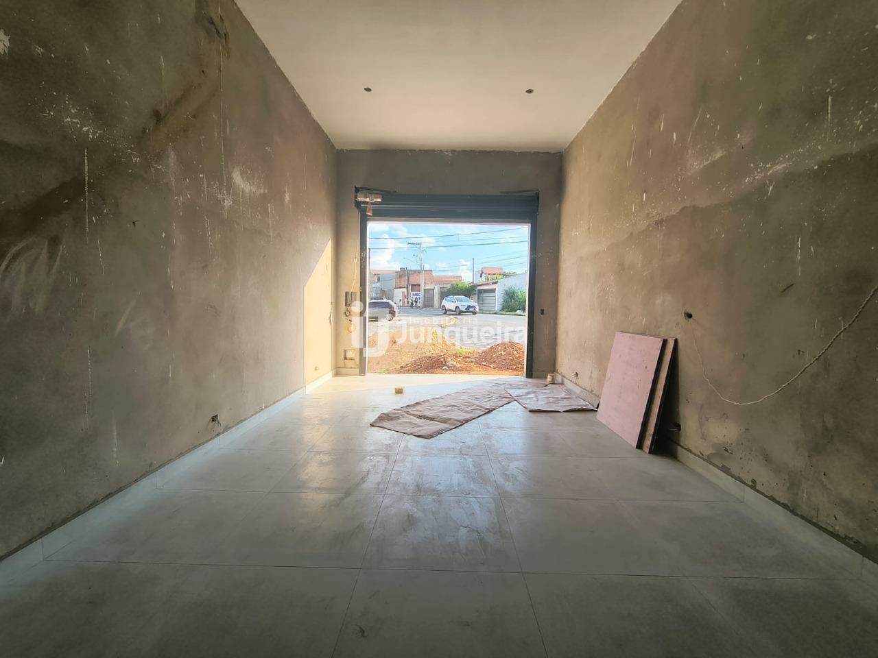Foto 2 de Salão para aluguel, 2 vagas, Residencial Paineiras - Piracicaba/SP