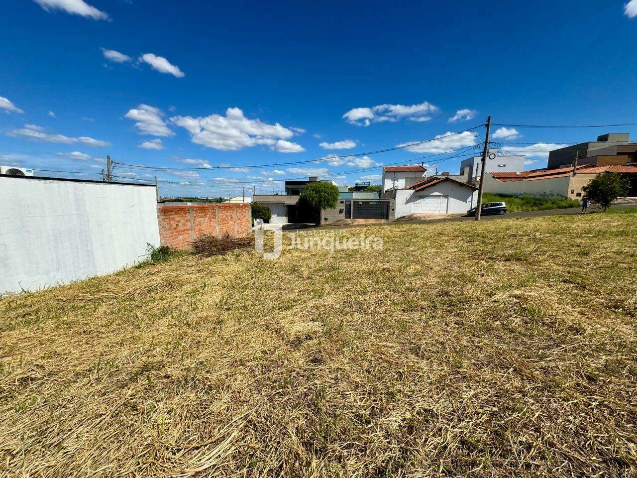 Terreno à venda, no bairro Residencial Alto da Boa Vista em Piracicaba - SP