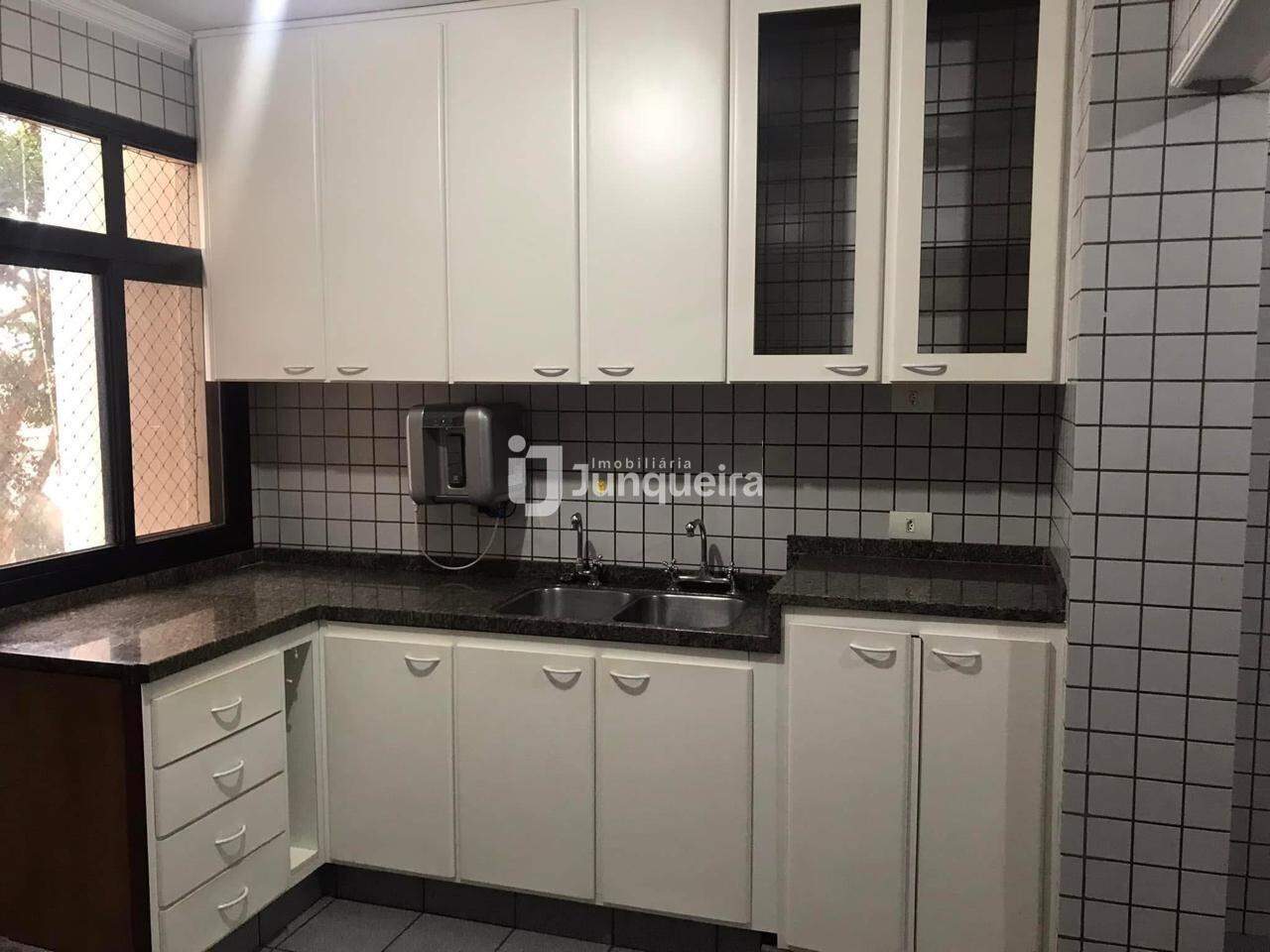 Apartamento à venda no David Miori, 3 quartos, sendo 1 suíte, 2 vagas, no bairro Centro em Rio das Pedras - SP