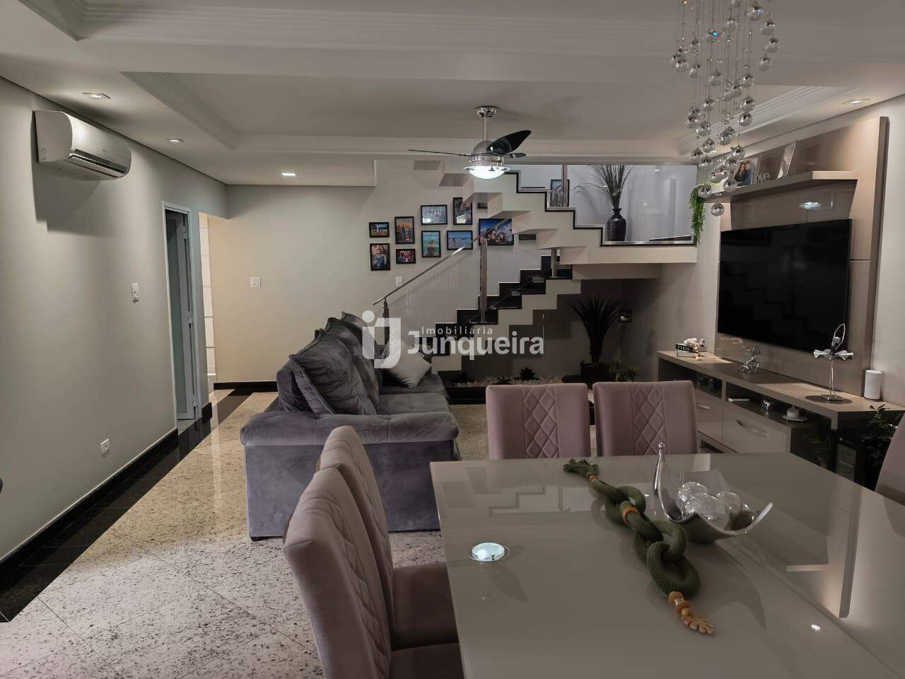 Casa em Condomínio à venda no Vivamus, 3 quartos, sendo 1 suíte, 2 vagas, no bairro Residencial Vivamus em Saltinho - SP
