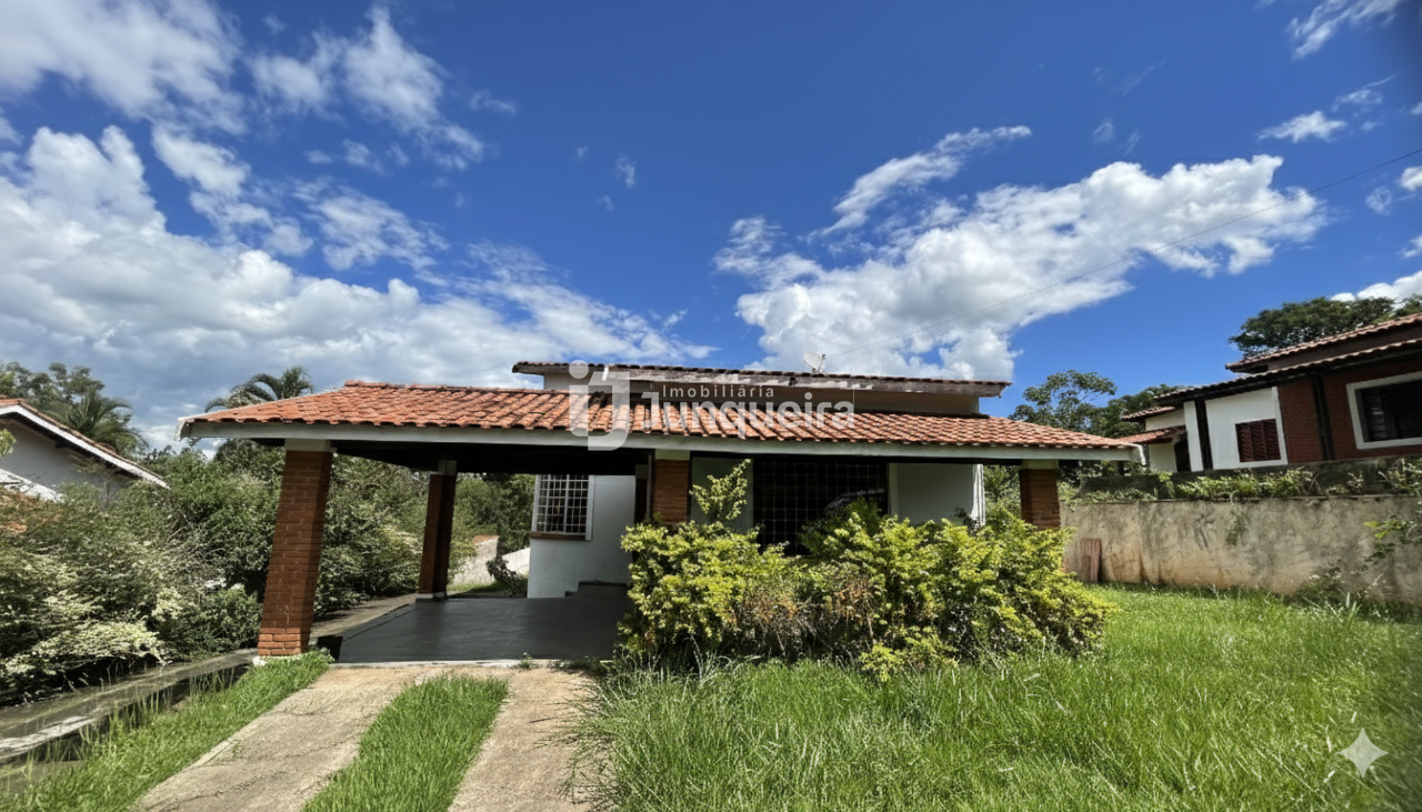 Chácara à venda, 3 quartos, sendo 1 suíte, 6 vagas, no bairro Botânico 2000 em São Pedro - SP
