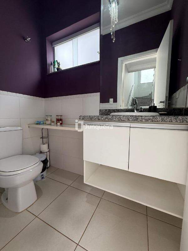 Casa em Condomínio à venda no Condomínio Residencial Leão, 3 quartos, sendo 2 suítes, 4 vagas, no bairro Residencial Leão em Piracicaba - SP