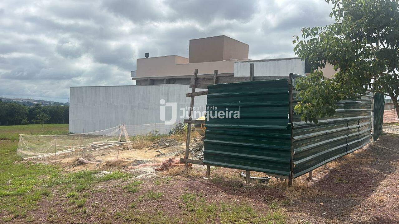 Terreno em Condomínio à venda no Damha II , no bairro Parque Residencial Damha II em Piracicaba - SP