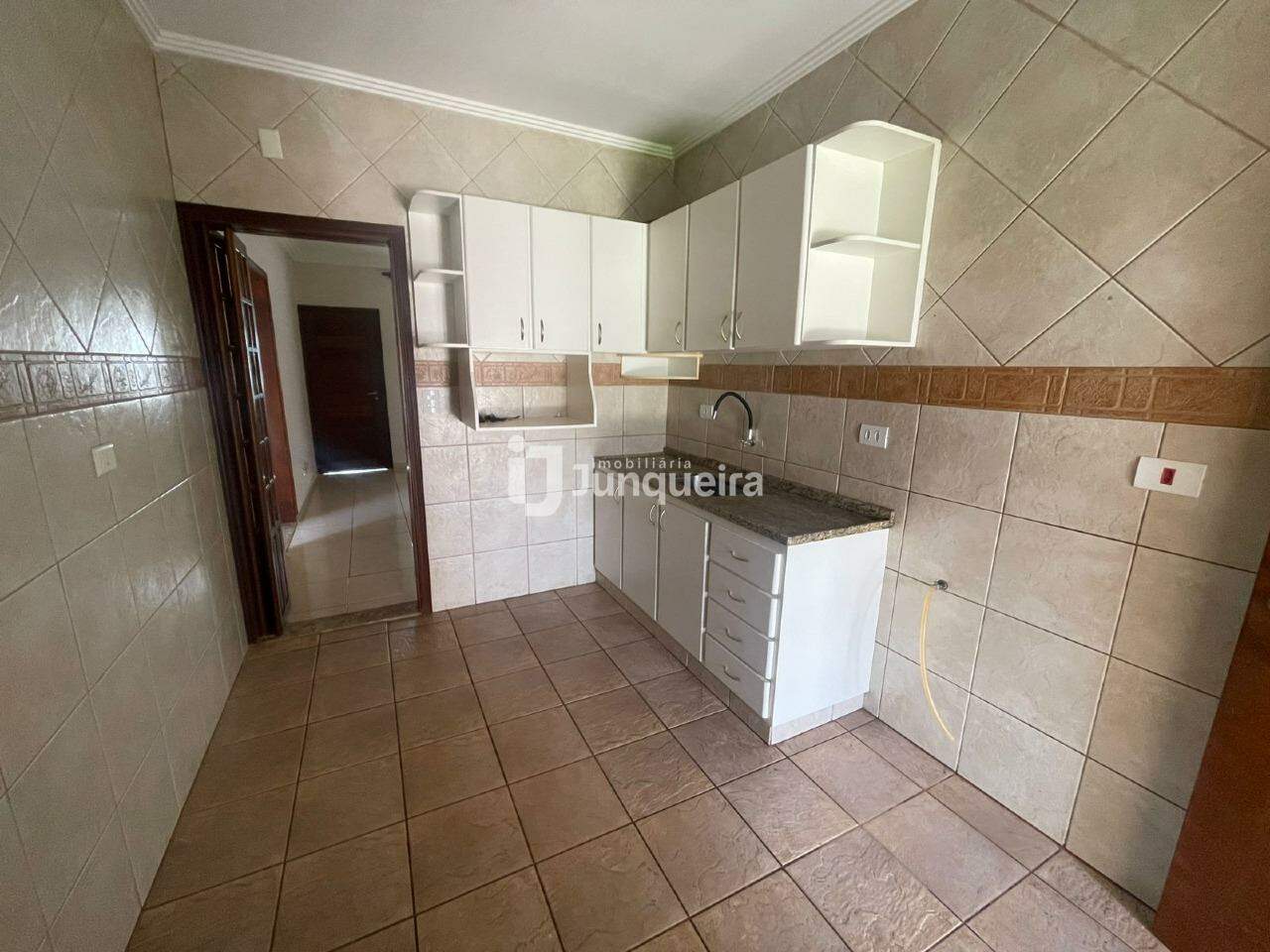 Casa em Condomínio à venda no Condominio Residencial Parque Taquaral, 3 quartos, sendo 1 suíte, 1 vaga, no bairro Parque Taquaral em Piracicaba - SP