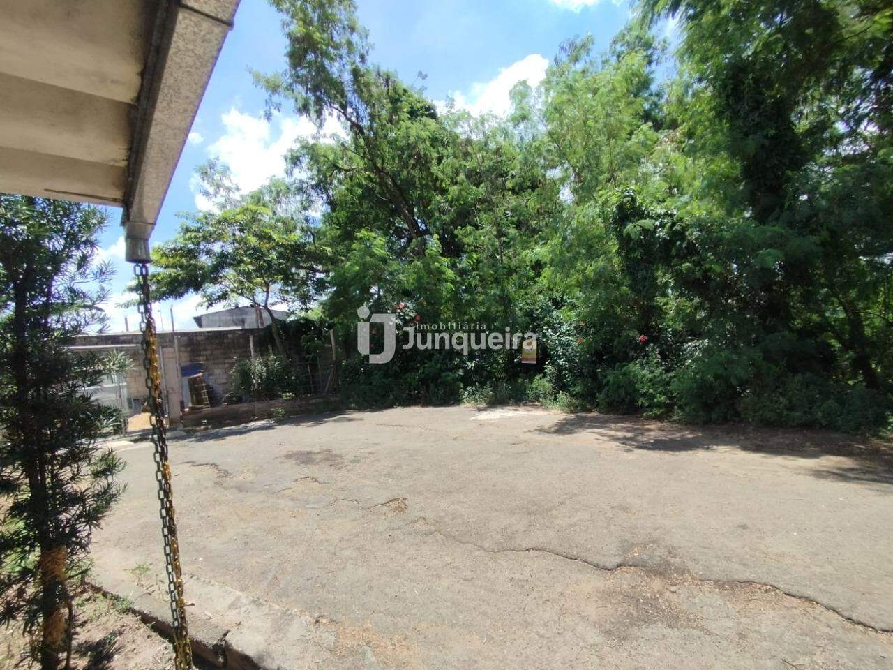 Casa à venda, 2 quartos, 2 vagas, no bairro Santa Terezinha em Piracicaba - SP