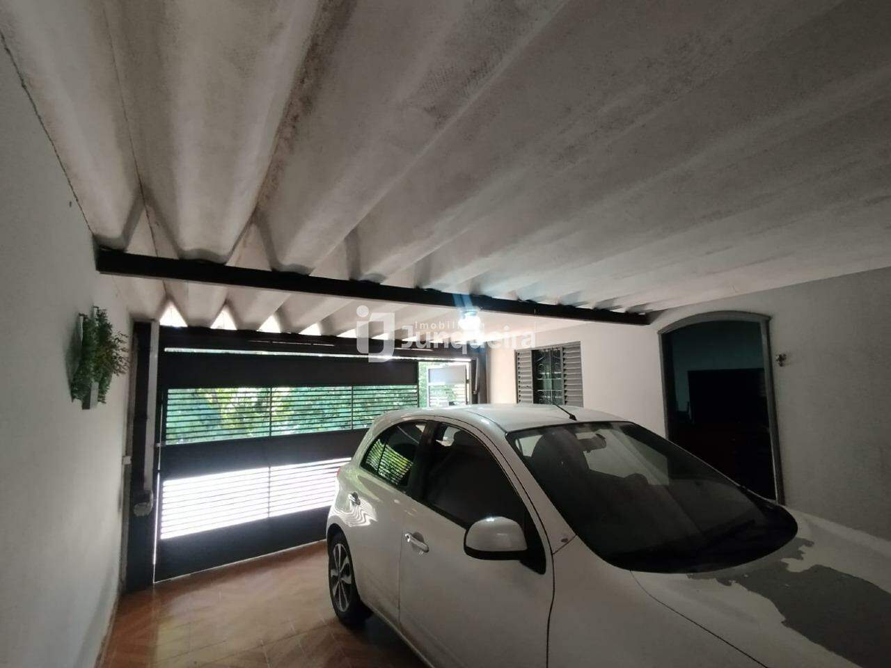 Casa à venda, 2 quartos, 2 vagas, no bairro Santa Terezinha em Piracicaba - SP