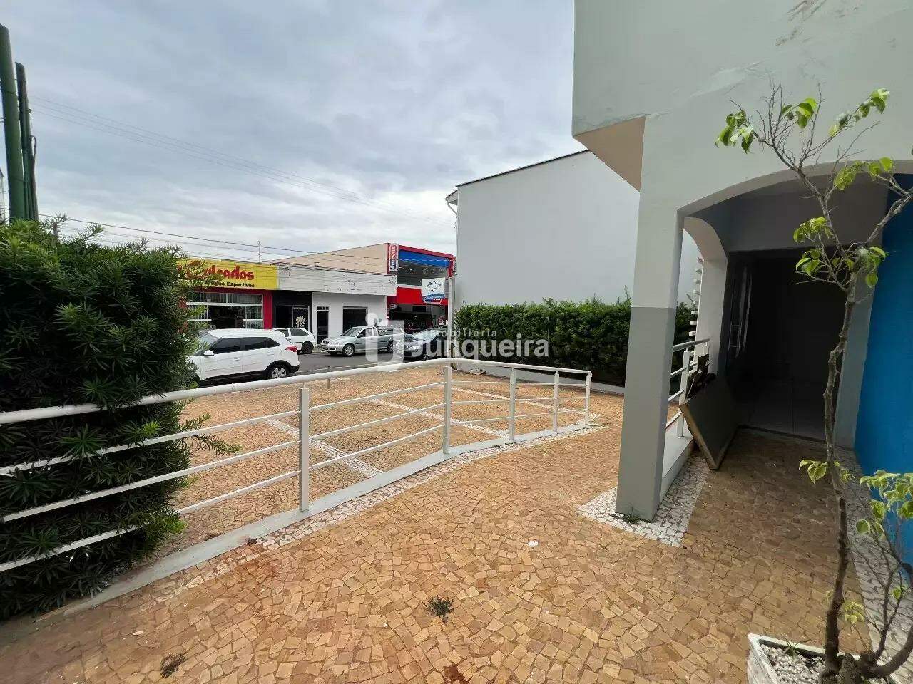 Sala Comercial para alugar, 1 vaga, no bairro Centro em Rio das Pedras - SP