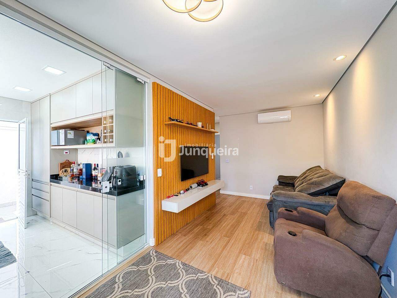 Casa em Condomínio à venda no Reserva Taquaral I, 3 quartos, sendo 1 suíte, 2 vagas, no bairro Reserva Taquaral l em Piracicaba - SP