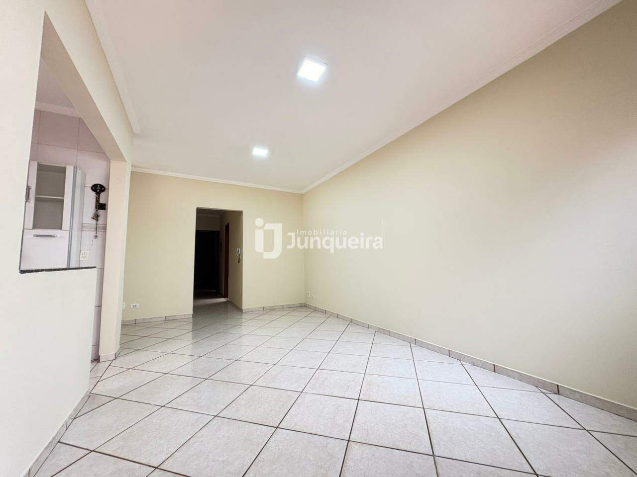 Casa à venda, 3 quartos, 2 vagas, no bairro Pompéia em Piracicaba - SP