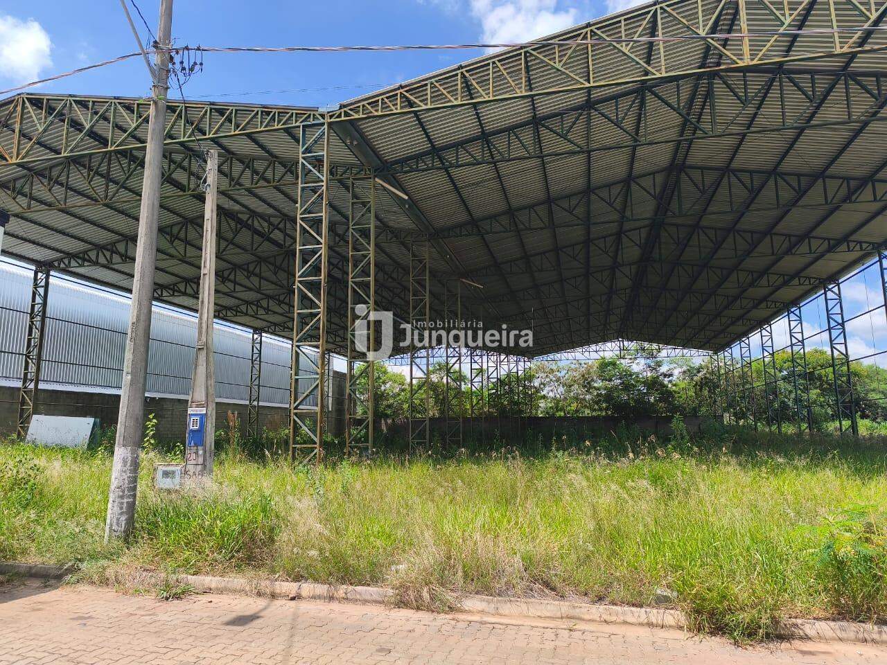 Galpão à venda, no bairro Loteamento Industrial Palmeiras em Rio das Pedras - SP