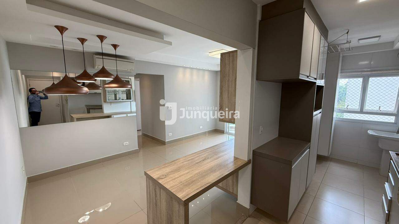 Apartamento para alugar no Clube de Campo, 3 quartos, sendo 1 suíte, 2 vagas, no bairro São Dimas em Piracicaba - SP