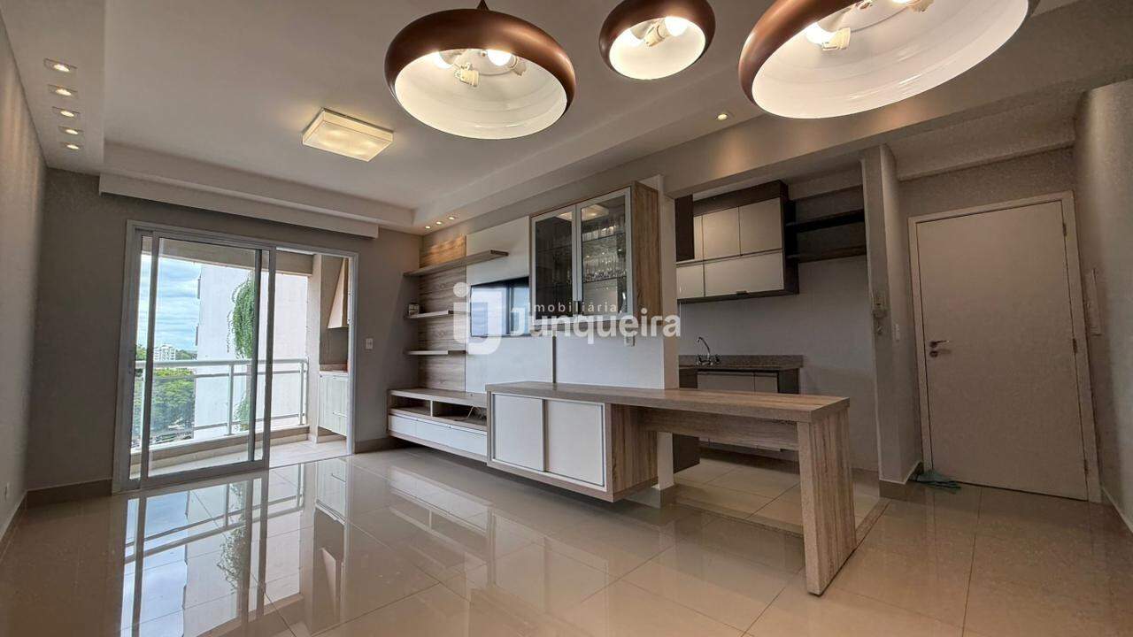 Apartamento para alugar no Clube de Campo, 3 quartos, sendo 1 suíte, 2 vagas, no bairro São Dimas em Piracicaba - SP
