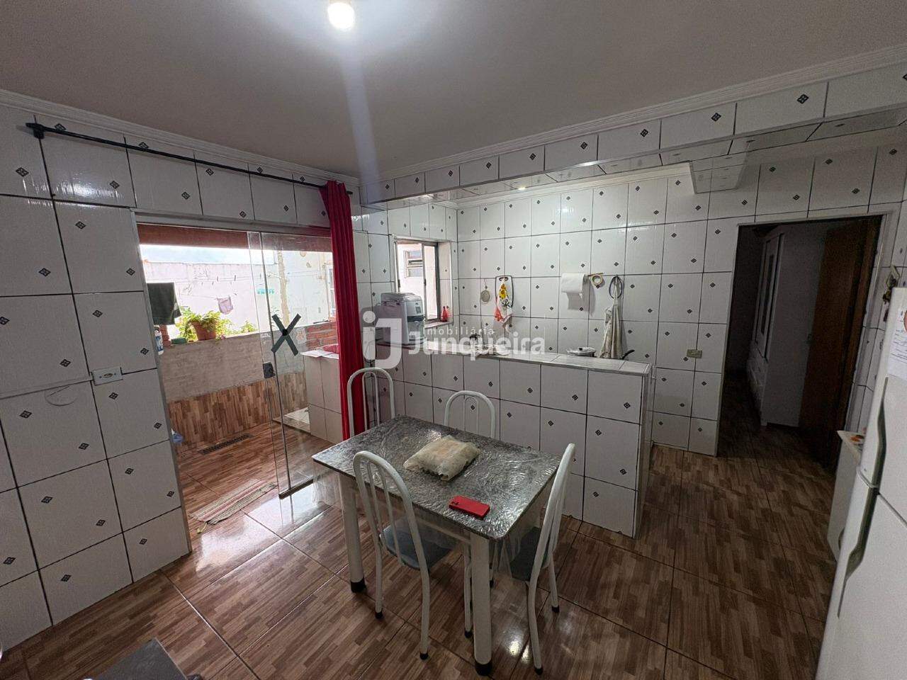Casa à venda, 2 quartos, sendo 1 suíte, 2 vagas, no bairro Jardim Algodoal em Piracicaba - SP