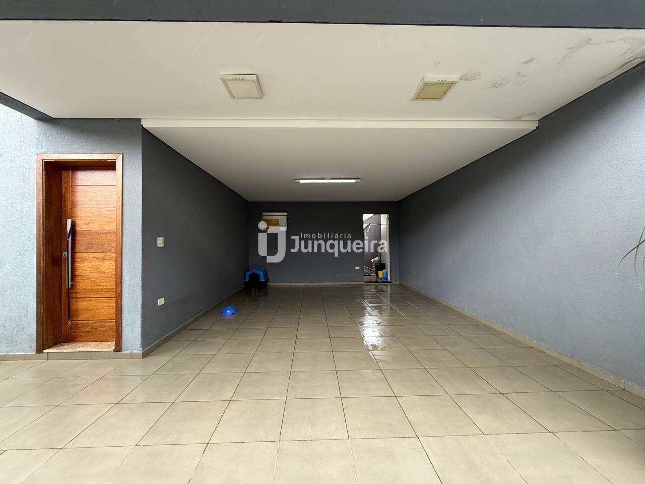 Casa à venda, 3 quartos, sendo 1 suíte, 2 vagas, no bairro Residencial Alto da Boa Vista em Piracicaba - SP