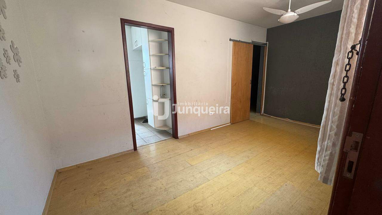 Apartamento à venda no Residencial Sofia, 3 quartos, sendo 1 suíte, 1 vaga, no bairro Cidade Alta em Piracicaba - SP