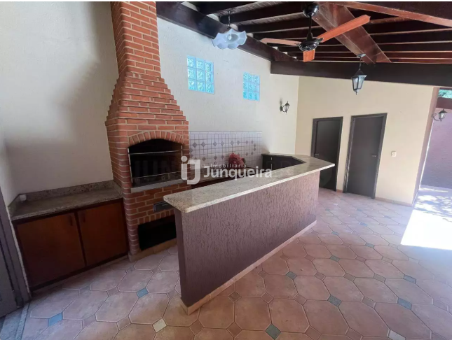 Casa à venda, 3 quartos, sendo 1 suíte, 3 vagas, no bairro Nova Piracicaba em Piracicaba - SP